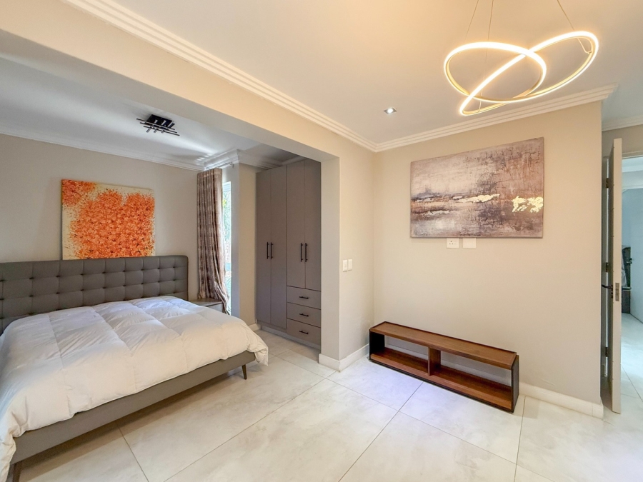 5 Bedroom Property for Sale in The Islands Estates North West